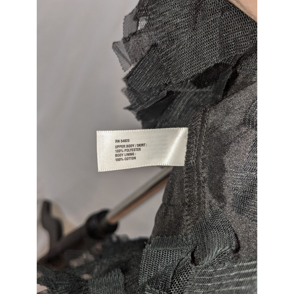 Gap Women's Dress Ruffle Bottom Size 4 Black White Colorblock - Picture 9 of 12